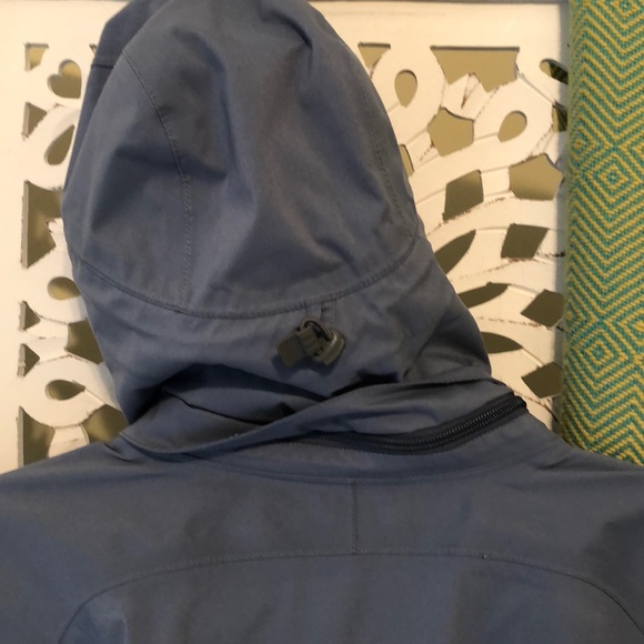 North Face Ski Jacket - Picture 8 of 8